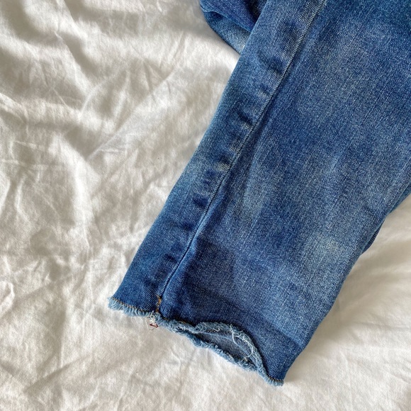 2/$40💜 CLOSET CLEAN OUT: American Eagle ripped boyfriend jeans - Picture 10 of 10